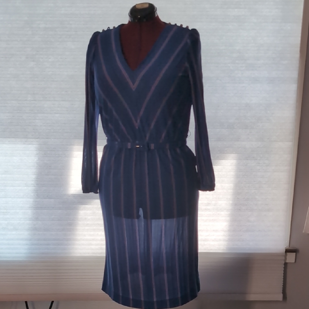 Chic Navy Striped Long Sleeve Dress